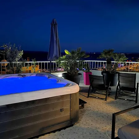 Apartment Luxury Julija