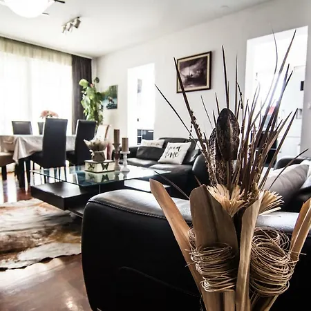 Luxury Julija