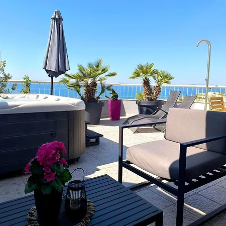 Luxury Julija